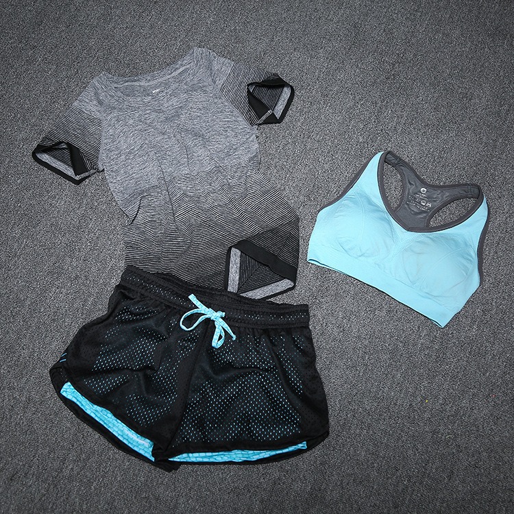 3-teiliges Yoga-Set für Damen – Shirt, BH & Hose – Bild 2