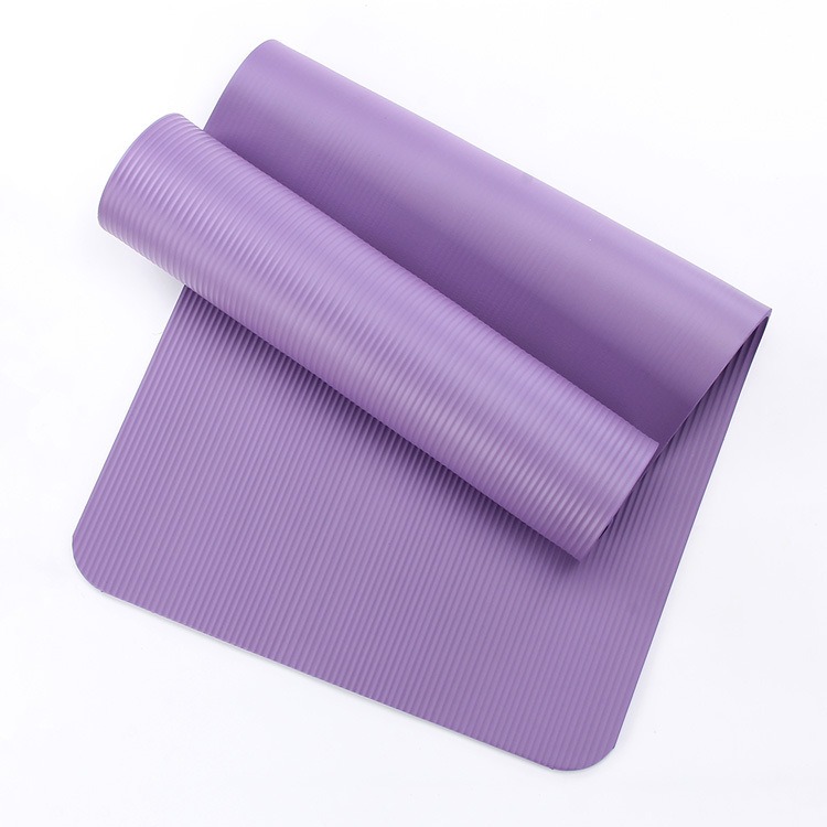 Rutschfeste Yogamatte aus NBR – 183 × 61 cm, 10 mm stark, inkl. Tragetasche – Bild 4