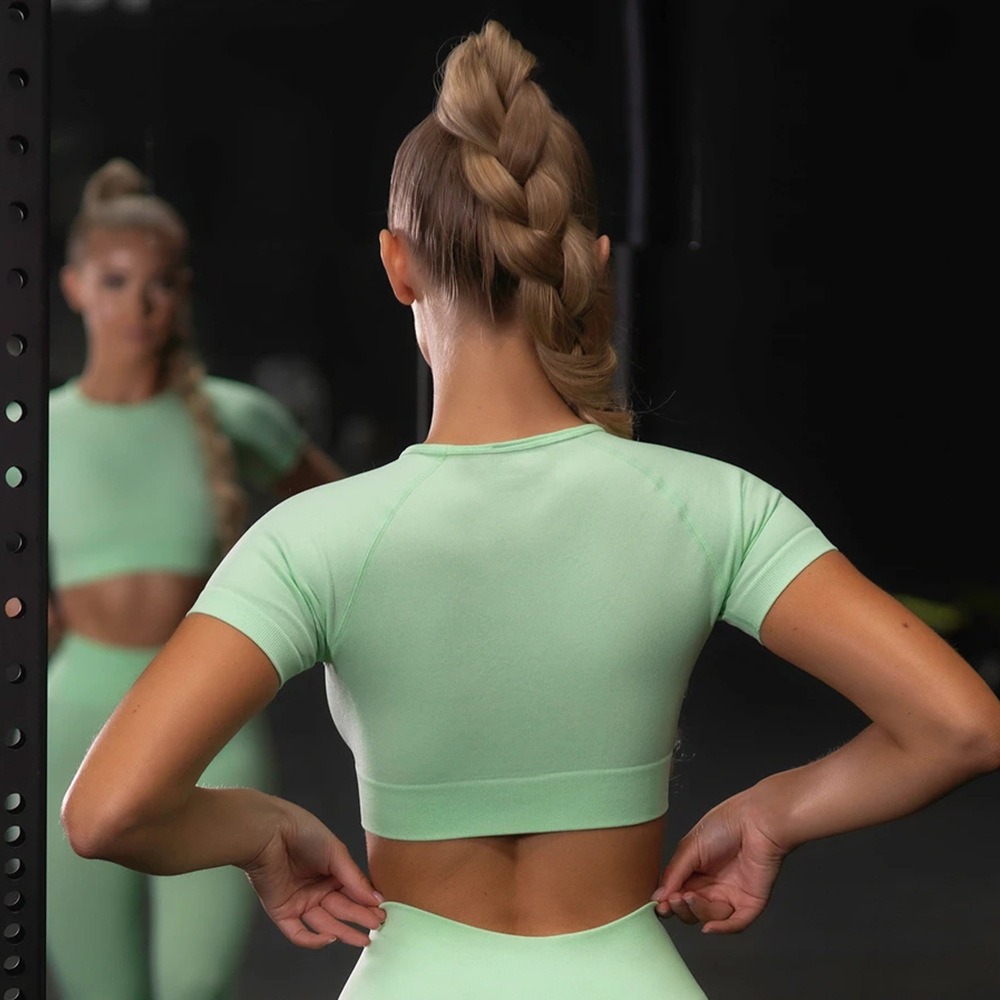 Nahtloses Yoga-Set für Damen – Kurzarm-Top & Leggings – Bild 5