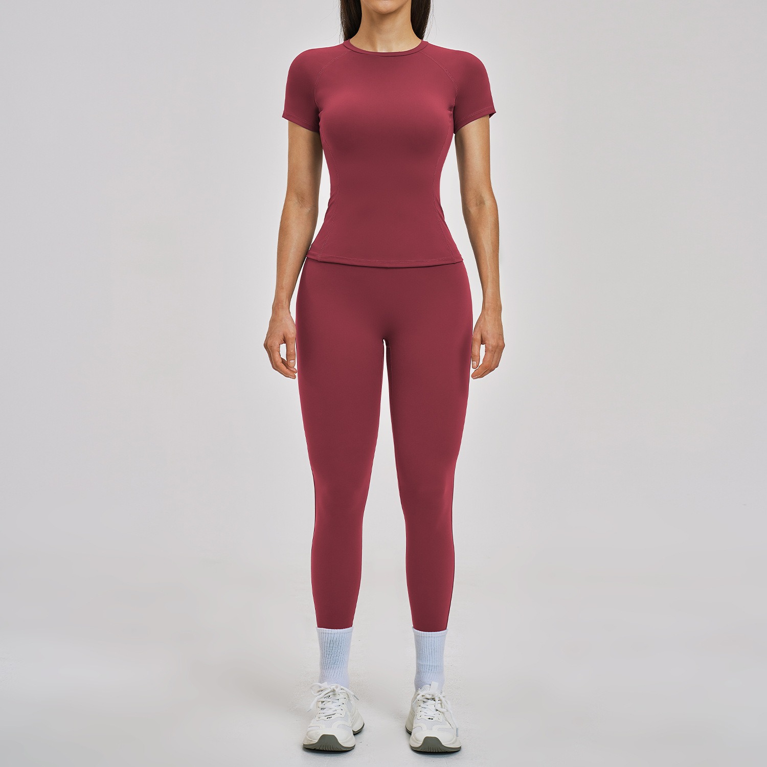 Pilates-Set für Damen – Kurzarm-Shirt & kurze Hose – Bild 2