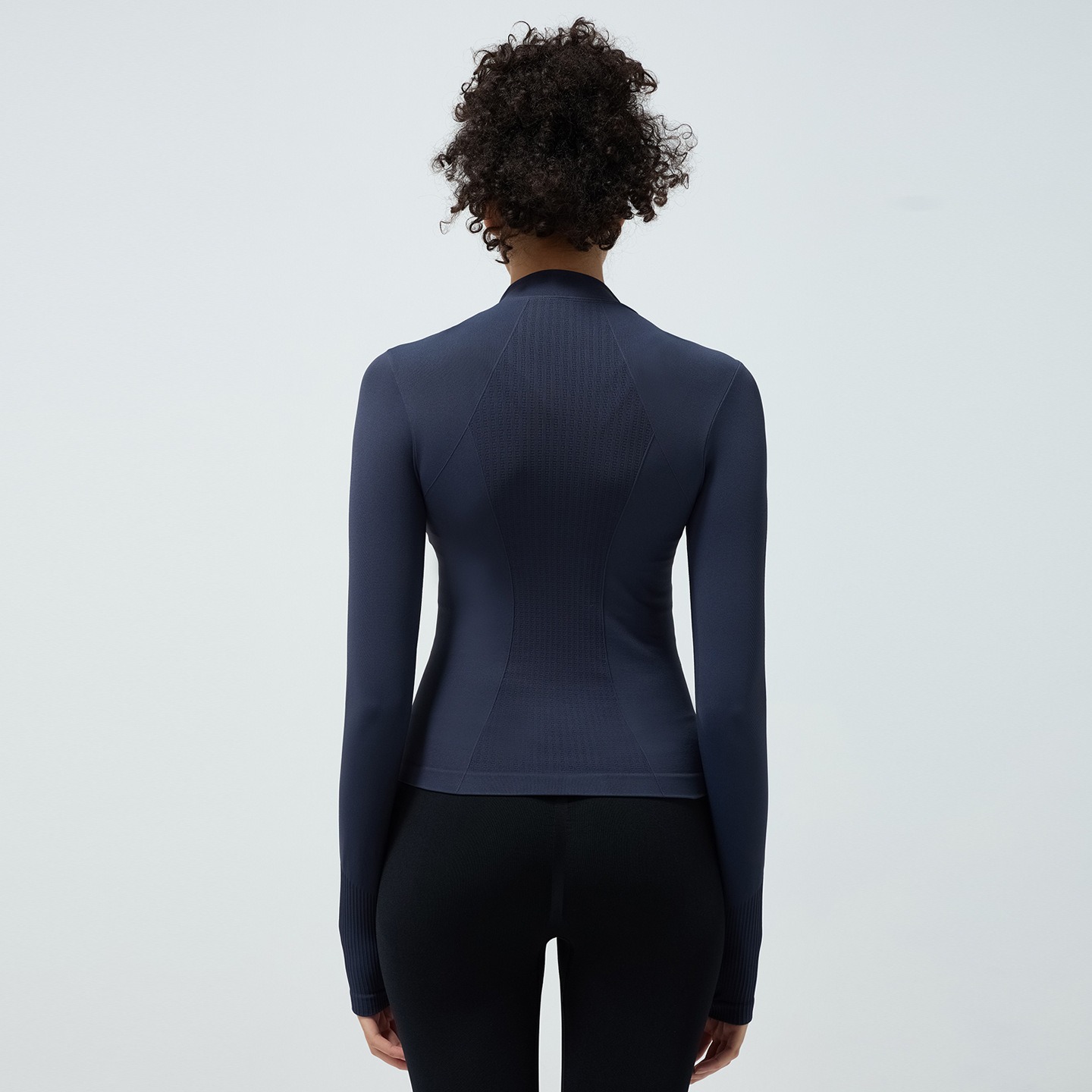 Yoga-Jacke Damen mit Daumenloch – Langarmjacke mit Reißverschluss – Bild 4