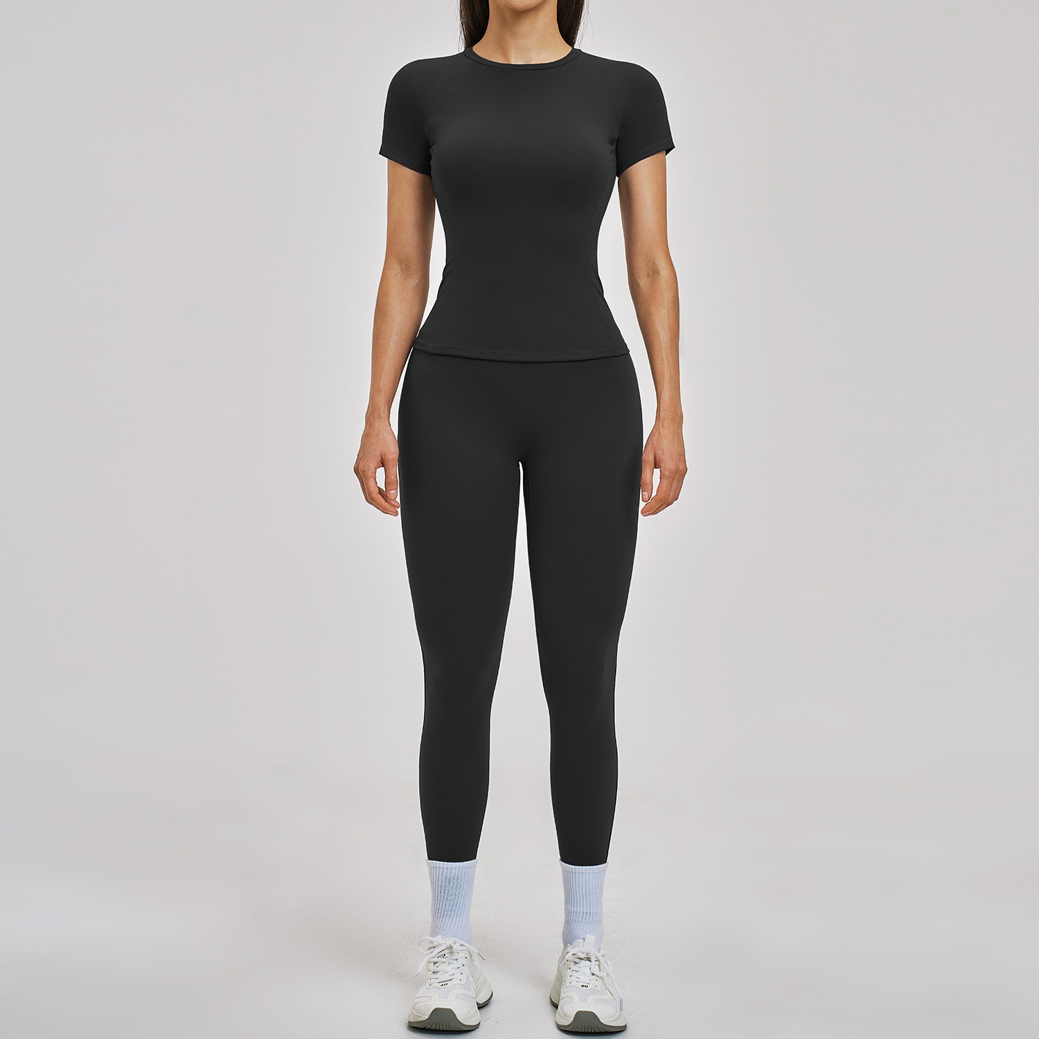 Pilates-Set für Damen – Kurzarm-Shirt & kurze Hose