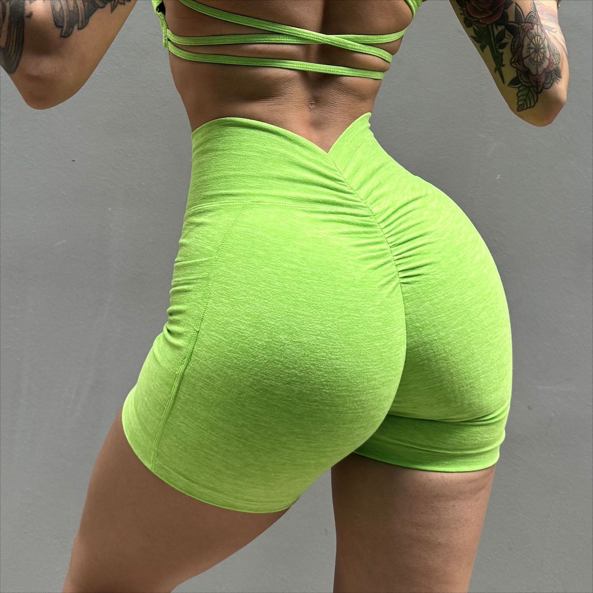 Sport-Shorts Damen Po-liftend - Shorts aus gebürstetem Stoff mit Scrunch-Detail – Bild 5