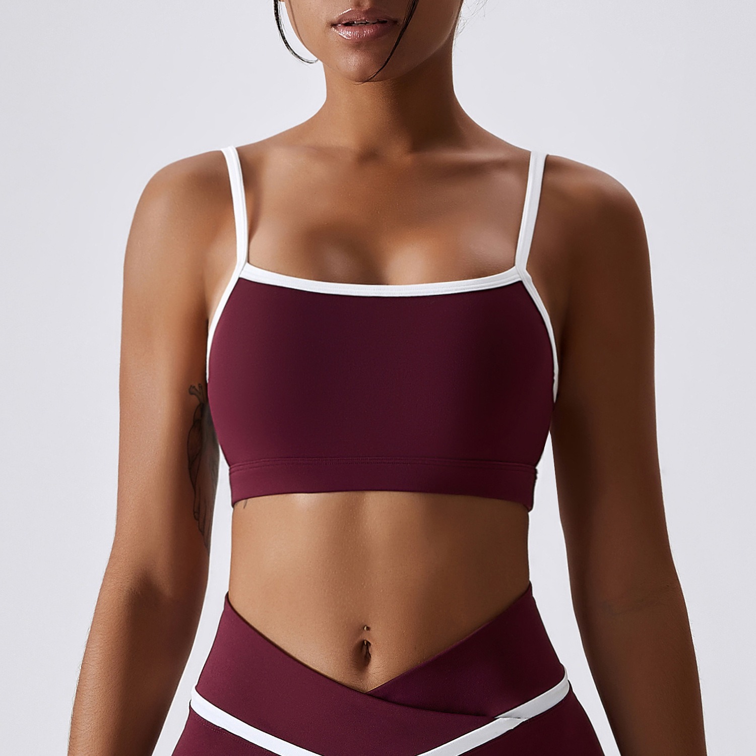 Sport-Top Damen enganliegend - Color-Blocking-Top im Nude-Look – Bild 3
