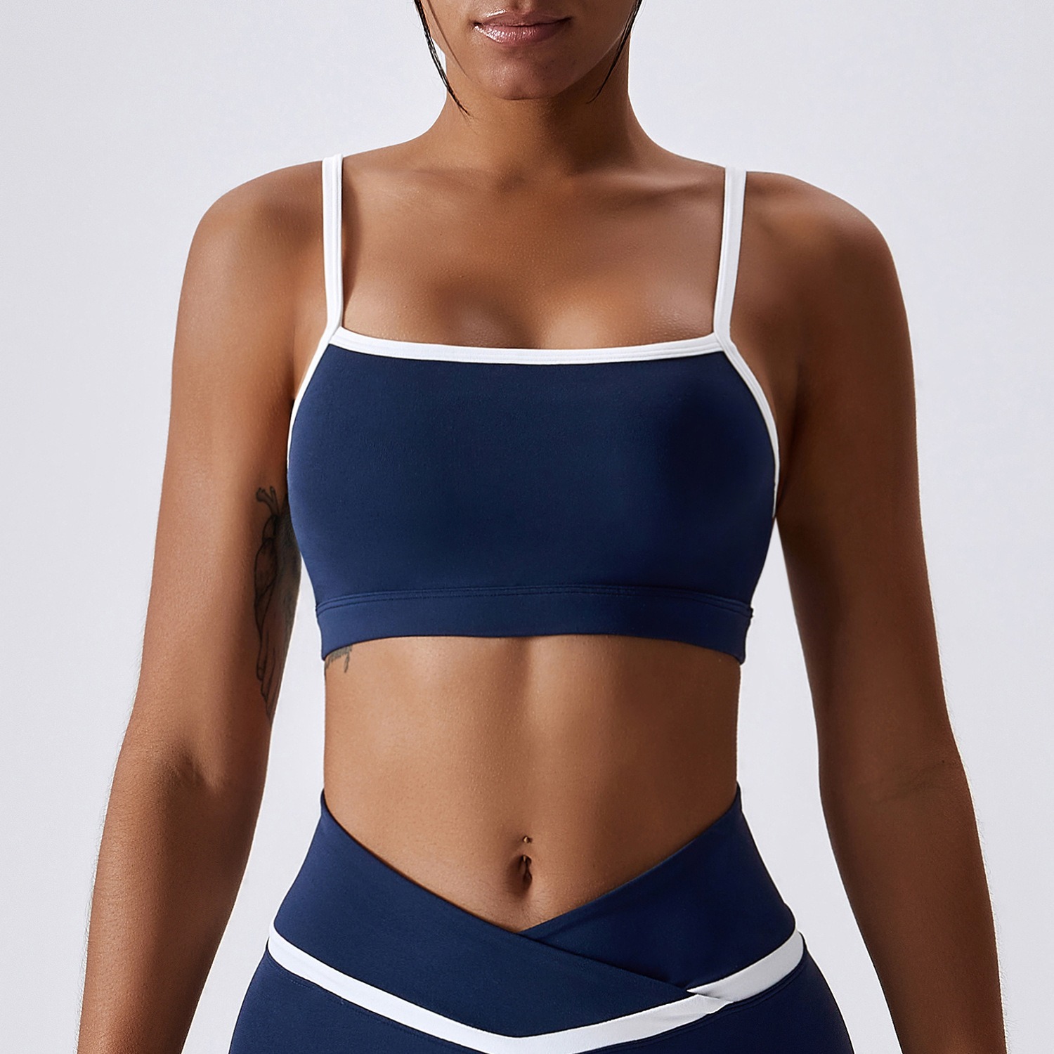 Sport-Top Damen enganliegend - Color-Blocking-Top im Nude-Look – Bild 5