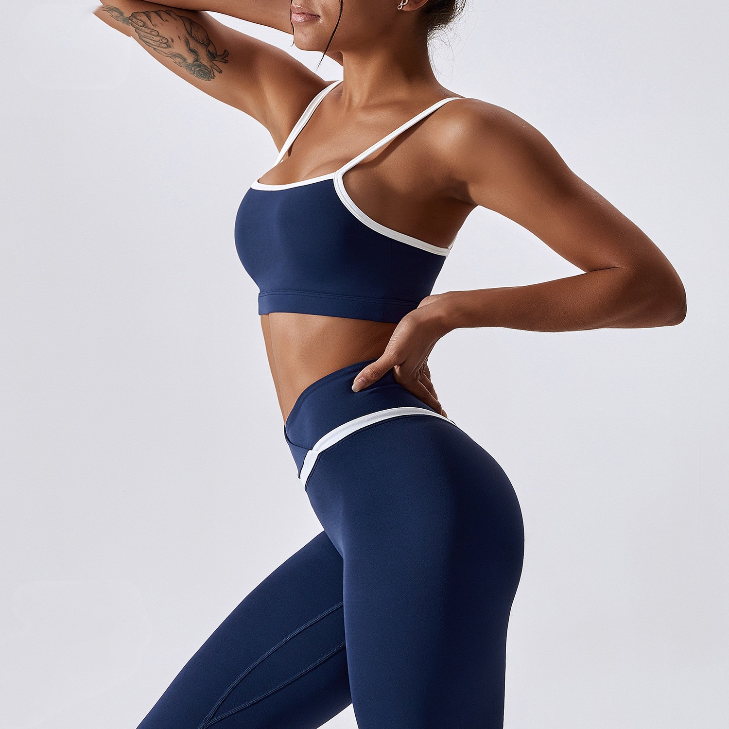 Sport-Top Damen enganliegend - Color-Blocking-Top im Nude-Look